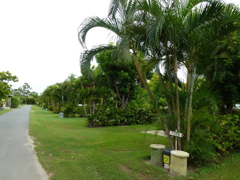 Queens Beach Tourist Village - Tourism Canberra 6