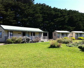 Twelve Apostles Motel & Country Retreat - Tourism Canberra 1