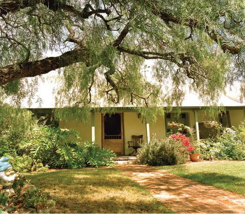 Rock Of Ages Cottage B&B - Tourism Canberra 2