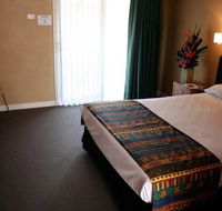 Rose  Crown Lodge - Tourism Canberra