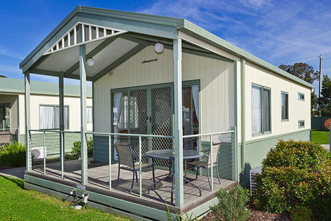 Sandhurst Motel - Tourism Canberra 0