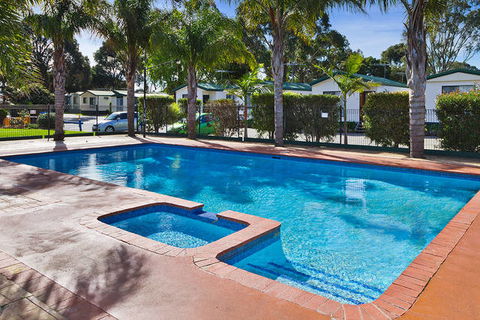 Sandhurst Motel - Tourism Canberra 2