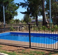 Silver Oaks Motel - Tourism Canberra