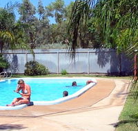 Stuart Caravan  Cabin Park - Tourism Canberra