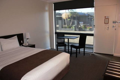 Sunshine Motor Inn - Tourism Canberra 0