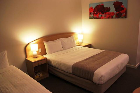 Sunshine Motor Inn - Tourism Canberra 7