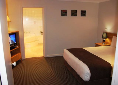 Sunshine Motor Inn - Tourism Canberra 8