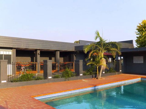 Sunshine Motor Inn - Tourism Canberra 14