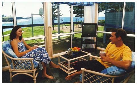Surf Beach Holiday Park - Tourism Canberra 0