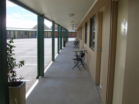 The Bakehouse Motel - Tourism Canberra 2