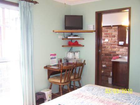 The Coachman Motor Inn - Tourism Canberra 4