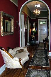 The Doulton Luxury B&B - Tourism Canberra 4