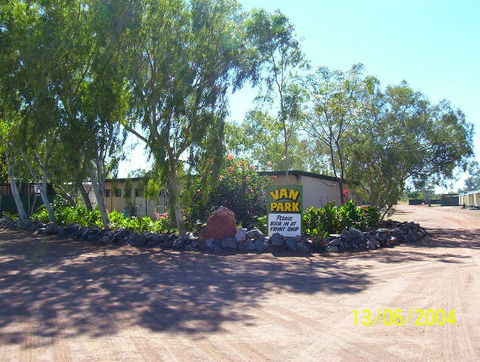 Threeways Road House - Tourism Canberra 0