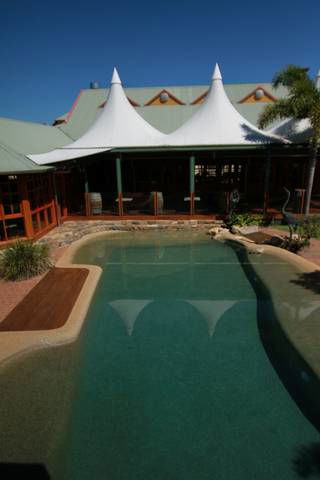 Tinaroo Lake Resort - Holiday Apartments - Tourism Canberra 4