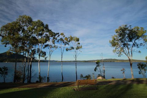 Tinaroo Lake Resort - Holiday Apartments - Tourism Canberra 5