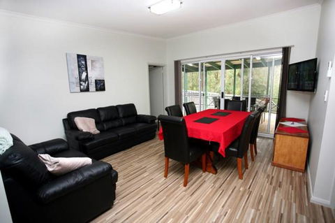 Top Tourist Riverview Tourist Park - Tourism Canberra 0