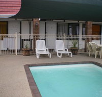 Tudor House Motel - Tourism Canberra