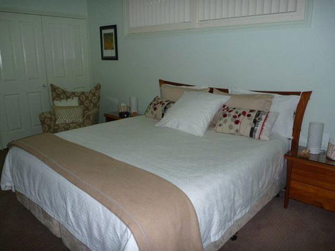 Wallabi Point Bed And Breakfast - Tourism Canberra 0
