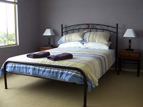 Jacaranda Heights Bed And Breakfast - Tourism Canberra 1