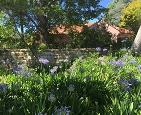 Lemon Peel House - Tourism Canberra 0