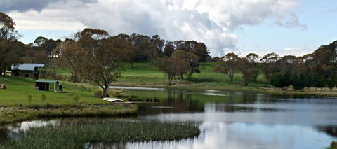 Lochlorian Trout Fishing And Getaway - Tourism Canberra 1