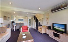Pacific Blue 358 - Tourism Canberra 1