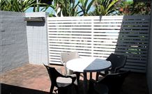 Plover Deluxe Villa 25 - Tourism Canberra 0
