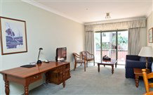Belmore All-Suite Hotel - Wollongong - Tourism Canberra 0
