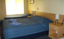 Benjamin Singleton Motel - Singleton - Tourism Canberra 1