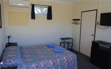 Bluey Motel - Lightning Ridge - Tourism Canberra 0