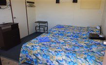 Bluey Motel - Lightning Ridge - Tourism Canberra 1
