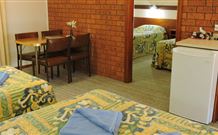 Castlereagh Motor Inn - Gilgandra - Tourism Canberra 0