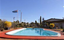 Cobar Crossroads Motel - Cobar - Tourism Canberra 0