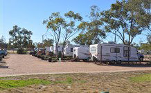 Lightning Ridge Outback Resort And Caravan Park - Lightning Ridge - Tourism Canberra 1