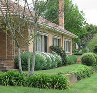 Westgate Vineyard Country House - Tourism Canberra