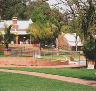 Mundaring Weir Hotel - Tourism Canberra