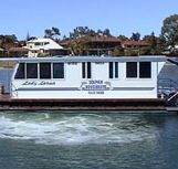 Dolphin Houseboat Holidays - Tourism Canberra