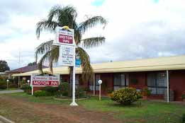 Country Roads Motor Inn - Tourism Canberra 0