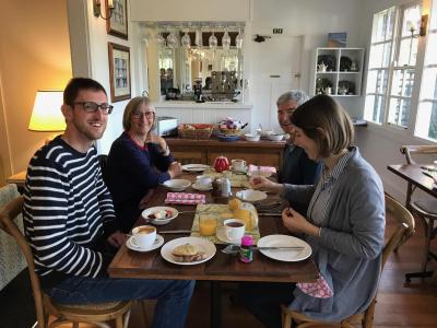 Holmwood Guest House - Tourism Canberra 1