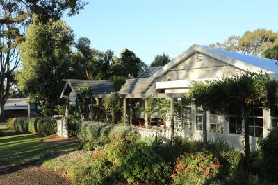Holmwood Guest House - Tourism Canberra 5