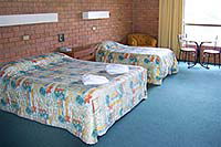 James Street Motor Inn - Tourism Canberra 1