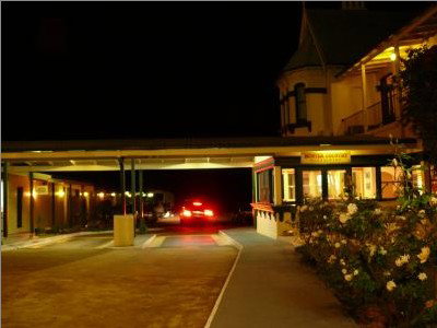Airlie House Motor Inn - Tourism Canberra 1