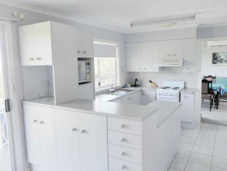 Leisure-lee Holiday Apartments - Tourism Canberra 4