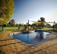 Howlong Country Golf Club Motel - Tourism Canberra