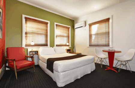 Tolarno Hotel - Tourism Canberra 1