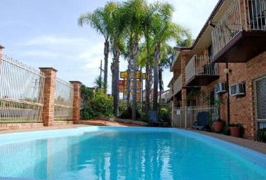 Tallarook Motor Inn - Tourism Canberra 3