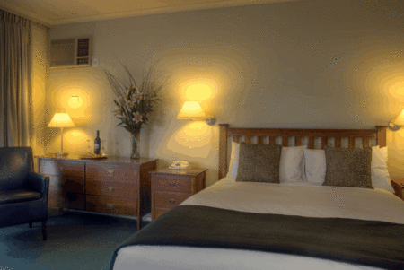 Ringwood Lake Inn - Tourism Canberra