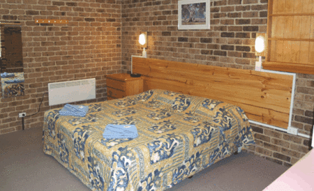 Acacia Snowy Motel - Tourism Canberra