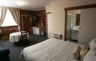Kinross Inn Cooma - Tourism Canberra 1