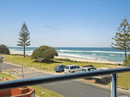 Lennox Point Holiday Apartments - Tourism Canberra 1